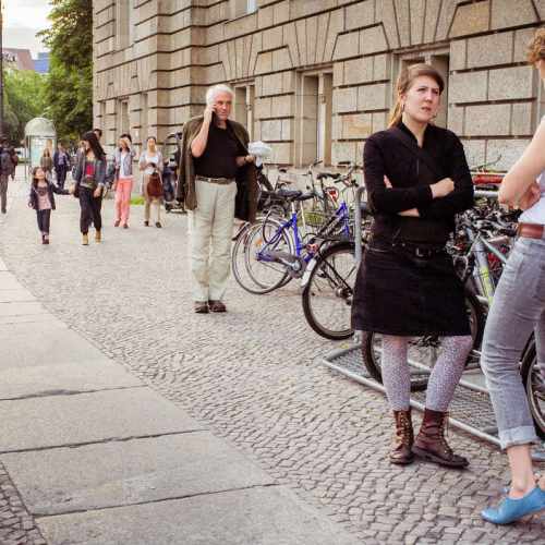 thumbnails/500/jonikantonen_20130712_2119_Outside Berlin University of the Arts.jpg